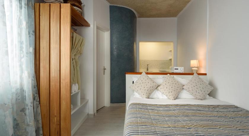 Vallas Apartments & Villas photo