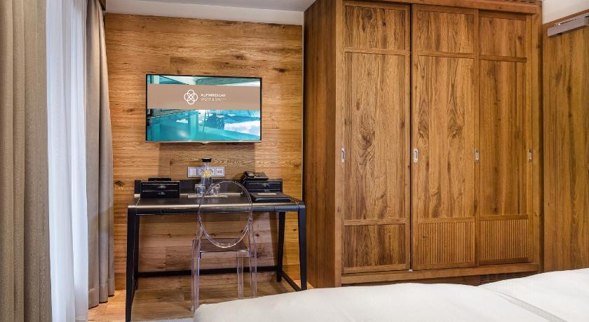 Image of Deluxe Single Room 3