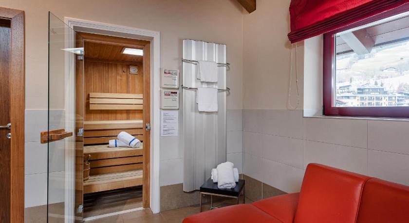 Image of Tower Suite with Private Spa 11