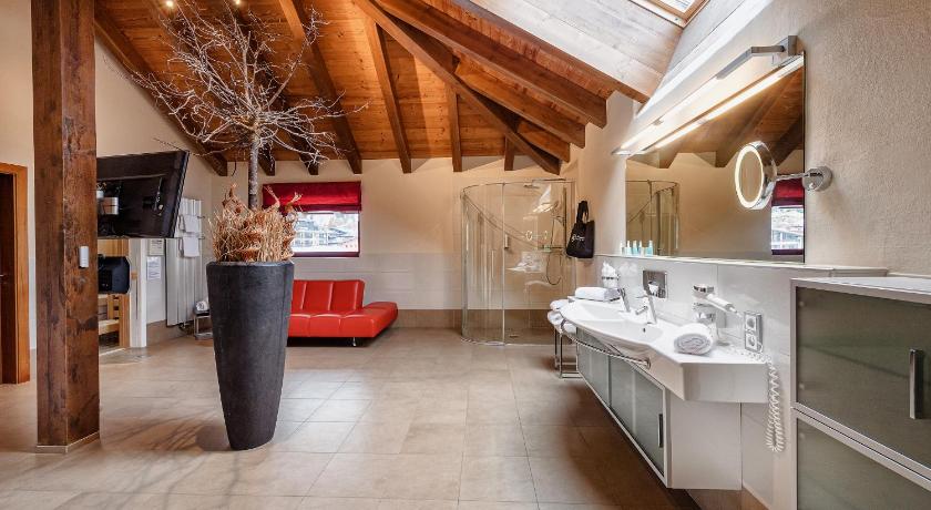 Image of Tower Suite with Private Spa 7