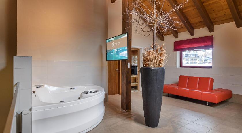 Image of Tower Suite with Private Spa 2