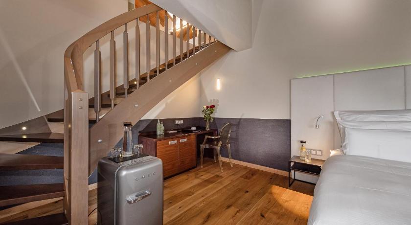Image of Tower Suite with Private Spa 8