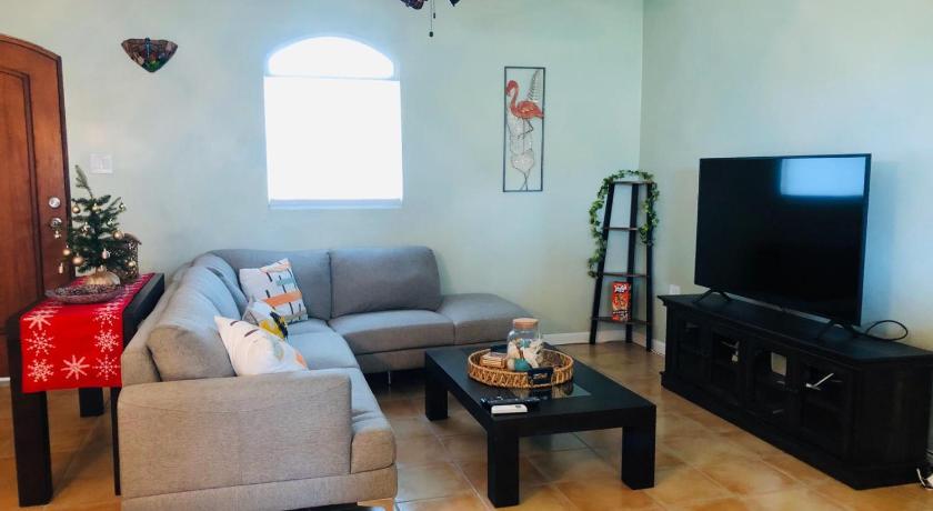 Mariposa Beach House photo