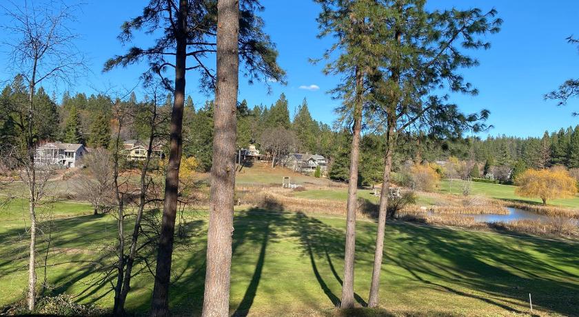 Alta Sierra Village Inn — Hotel in Grass Valley (CA)