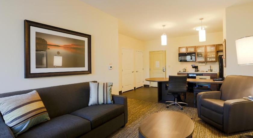 Candlewood Suites Auburn