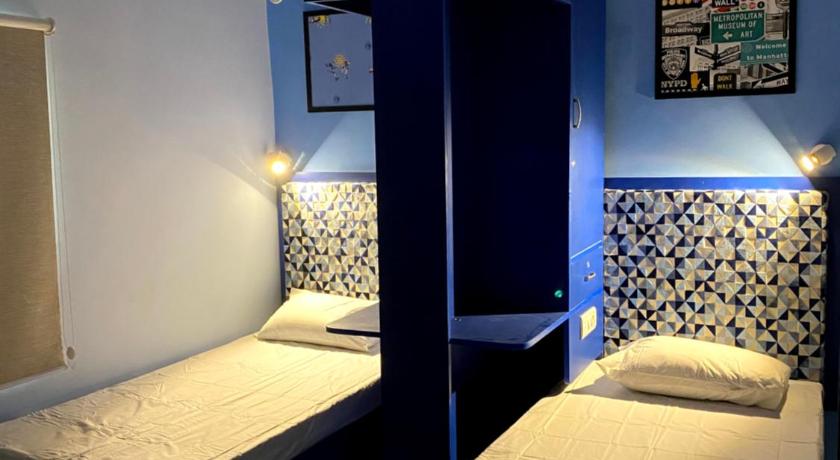 Backpackers Den photo