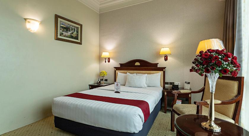 Image of Grand Deluxe 13
