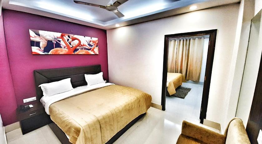 Hotel Aerocity Purple Orchid