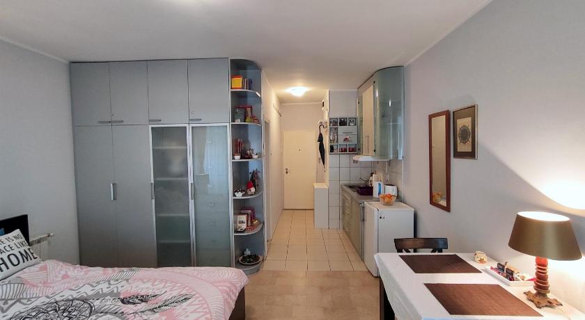 City Center Lovely Studio Apartment photo