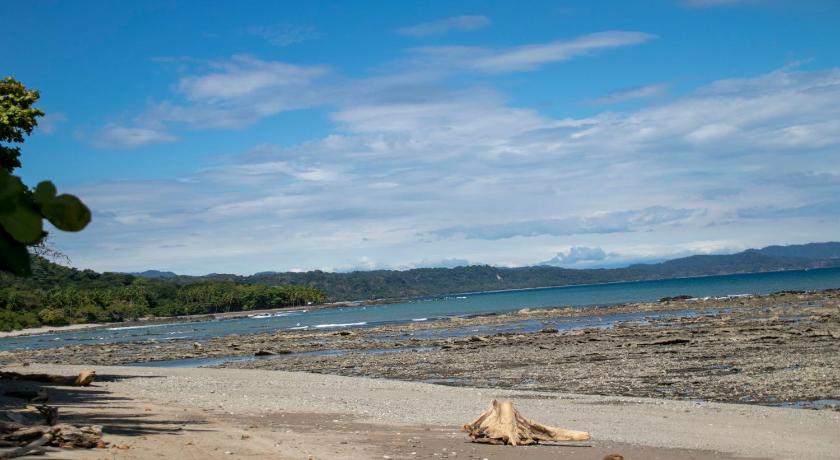 Villas Cabuya Beach & Jungle photo