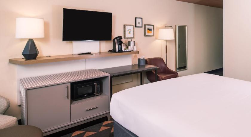 Holiday Inn Auburn-Finger Lakes Region