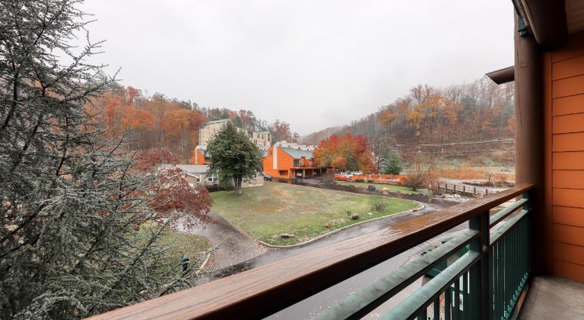 Baskins Creek Condos II photo