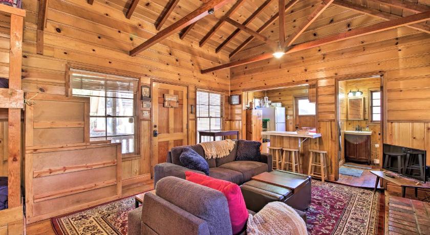 Big Bear Cabin W Deck 5 Mi To Bear Mountain Big Bear City Ca
