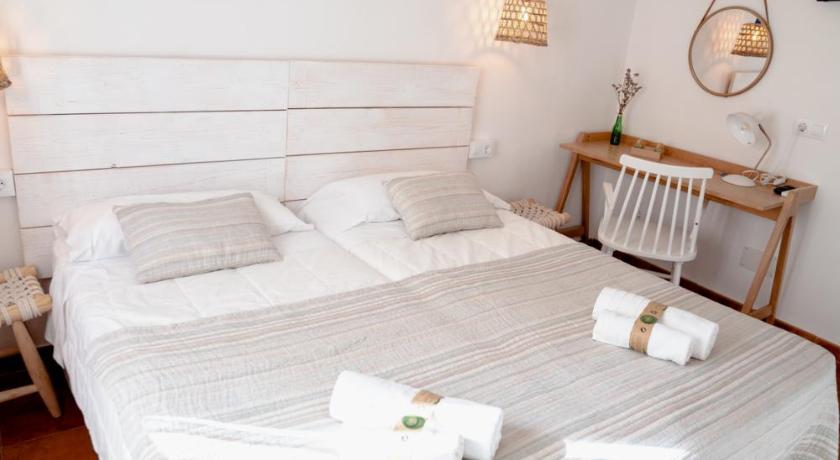 Hostal Sa Posada Set Cales photo