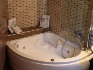Toti Boutique Rooms - main image