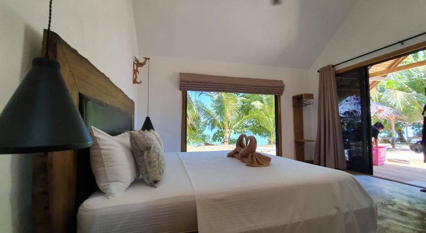 Image of Room Front Sea View 6