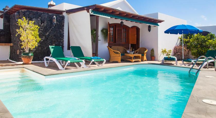 ALIZUTH VILLA photo