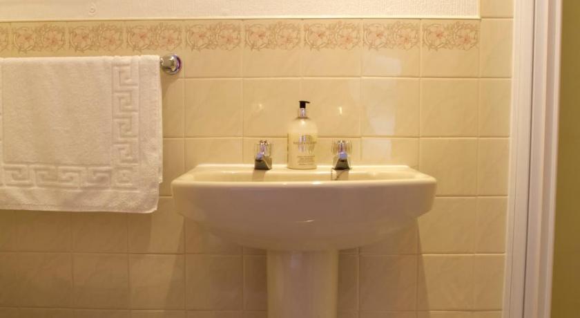 Image of Standard Double Room 2