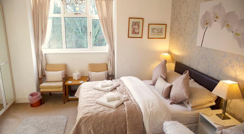 Image of Family Room 0