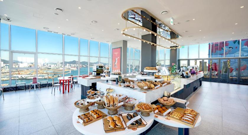 부산 라발스 호텔 (Lavalse Hotel (Korea Quality)) 4성급 호텔 외관