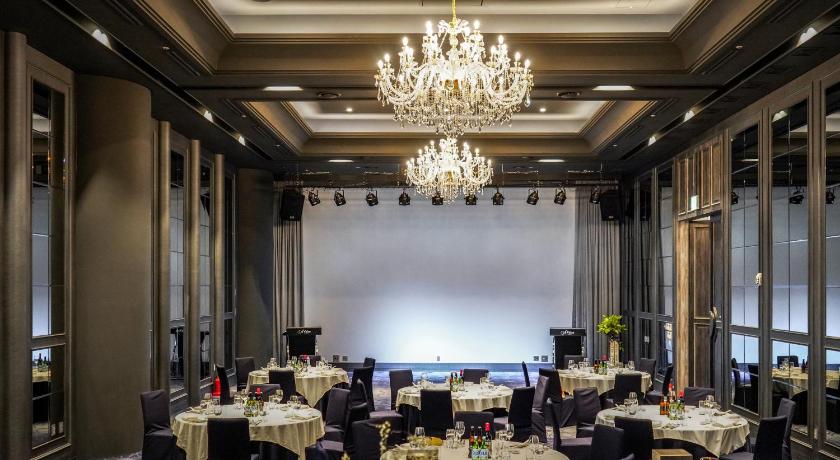 부산 라발스 호텔 (Lavalse Hotel (Korea Quality)) 4성급 호텔 수영장