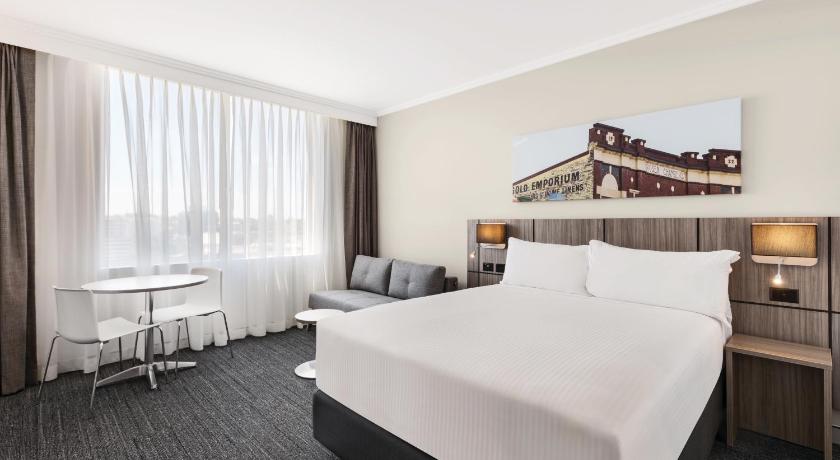 Travelodge Hotel Bankstown Sydney