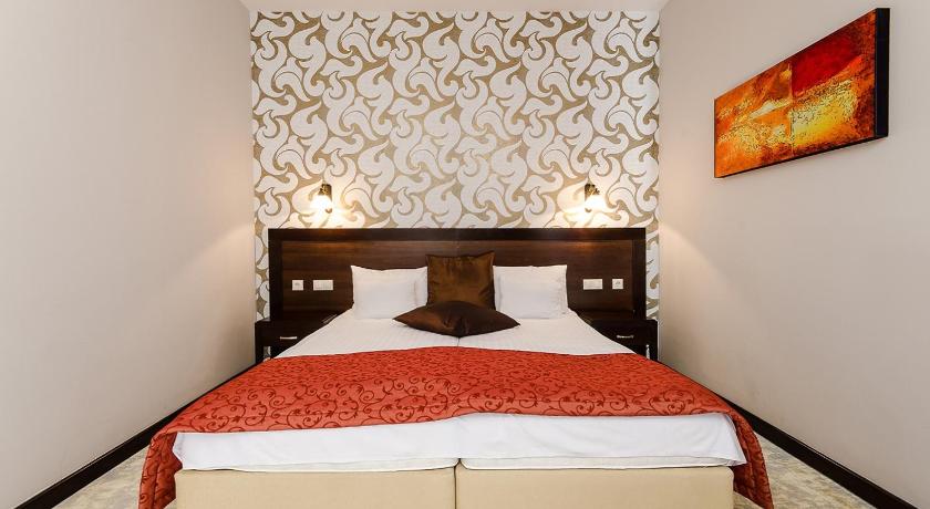 Image of Family Suite (2 Adults + 2 Children) 7