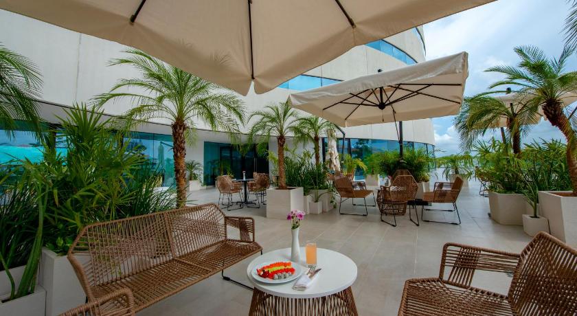 Holiday Inn Hotel And Suites Merida La Isla