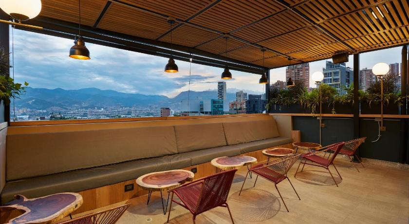 14 Urban Hotel photo