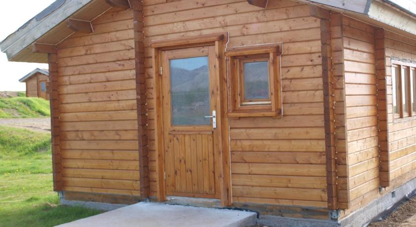 Image of Twin Room with Private Bathroom 8