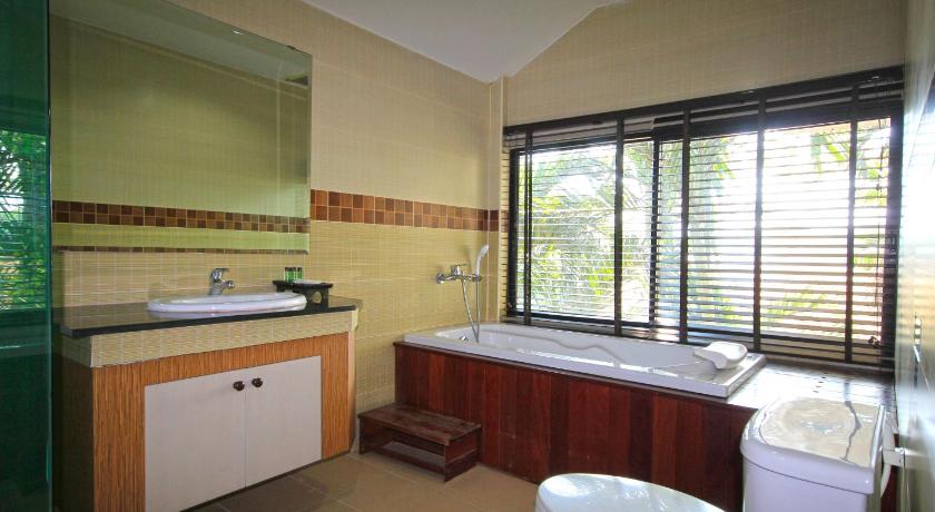 Image of 3 Bedroom Suite 2