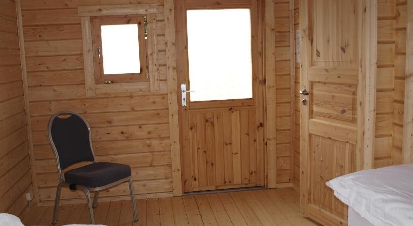 Image of Twin Room with Private Bathroom 9