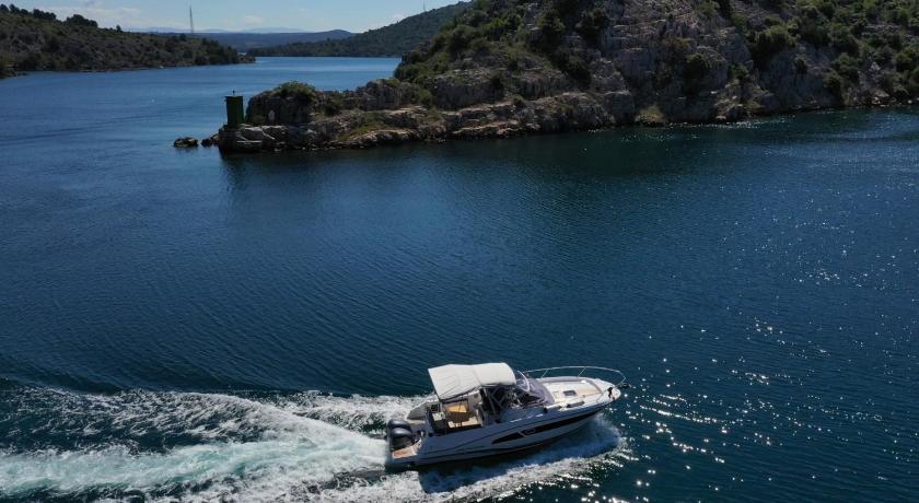 Pascal Adventure, Villa 7 nights 1 free photo