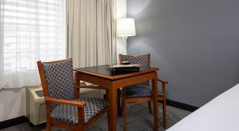 Atherton Park Inn and Suites photo