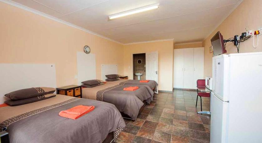 Ingwe Guesthouse photo