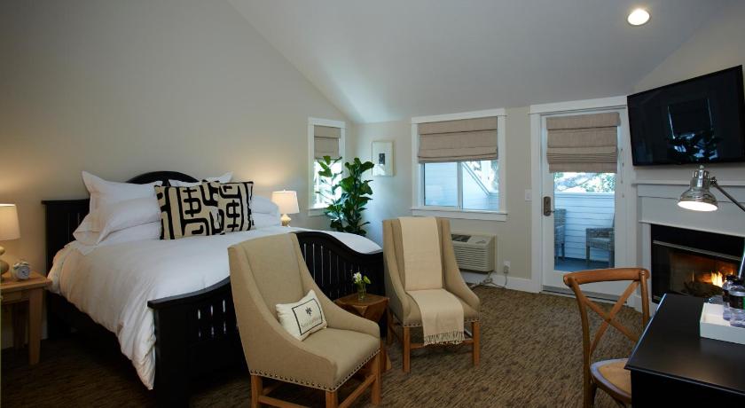 Paso Robles SummerWood Inn 4-Star Accommodation pool