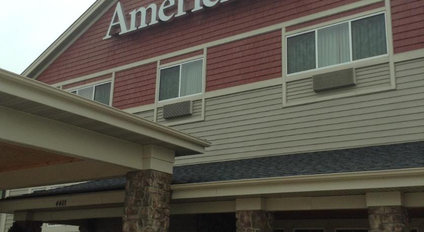 AmericInn by Wyndham Newton