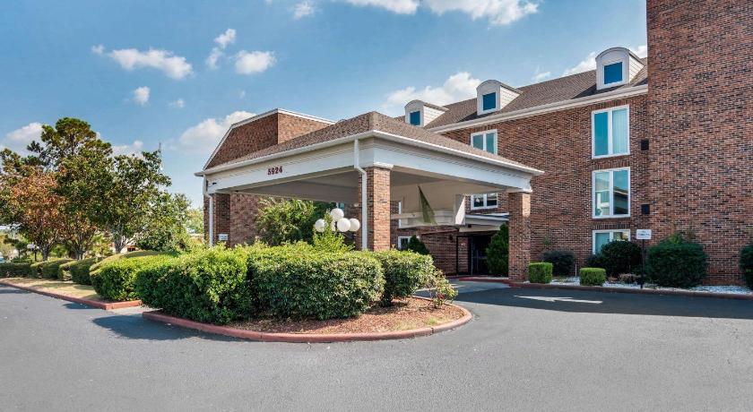 Baymont by Wyndham Montgomery AL photo