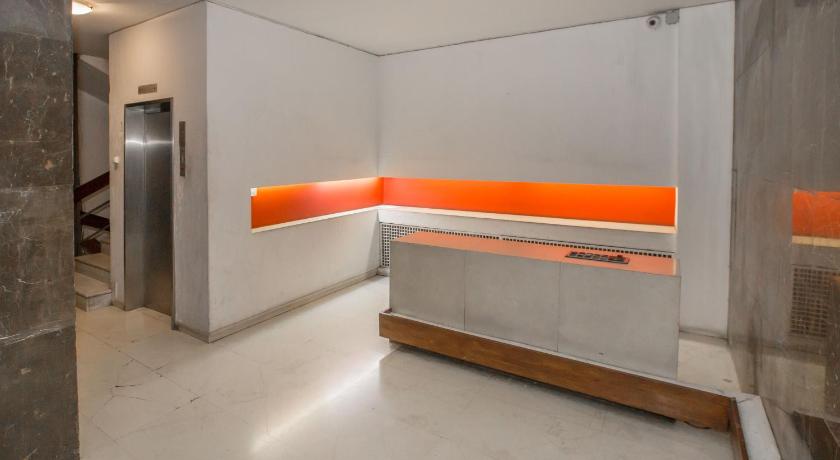 Cozy apartment in Syntagma-Plaka by GHH photo