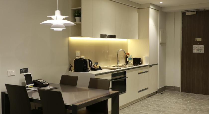 Image of Studio Panoramic Suite 8
