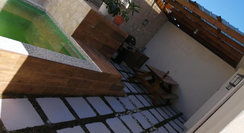 Image of Three-Bedroom House 29