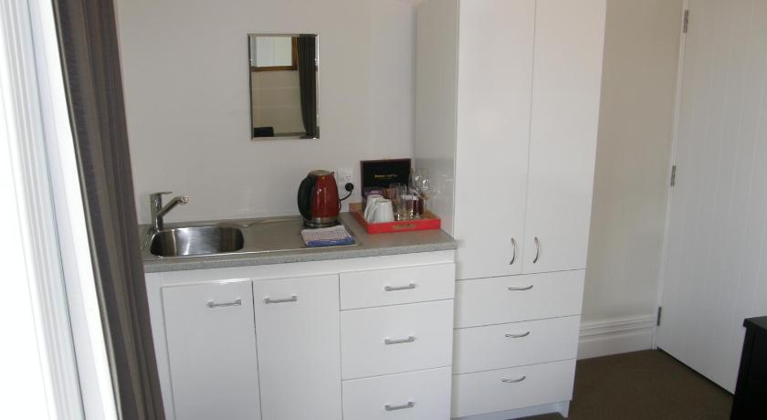 Image of Penthouse With Private Veranda 9