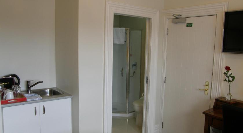 Image of Premium Queen Room 10