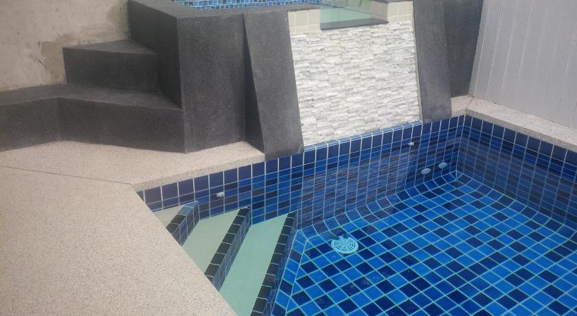 Villa Rosa with Private Pool and Jacuzzi photo