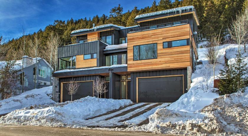 Mtn-View Home with Hot Tub, 15Min to Vail Resort photo