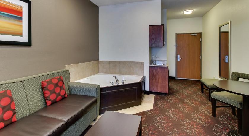 Holiday Inn Express Hotel & Suites Lancaster-Lititz