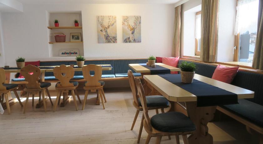 Haus Giggijoch by Chatel Reizen photo