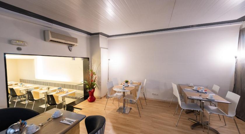 Atenea Rekord Suites