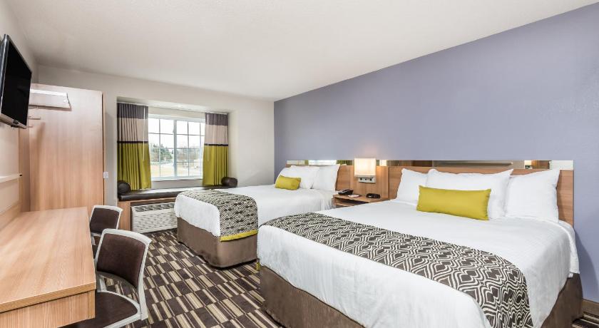 Microtel Inn & Suites by Wyndham Beaver Falls