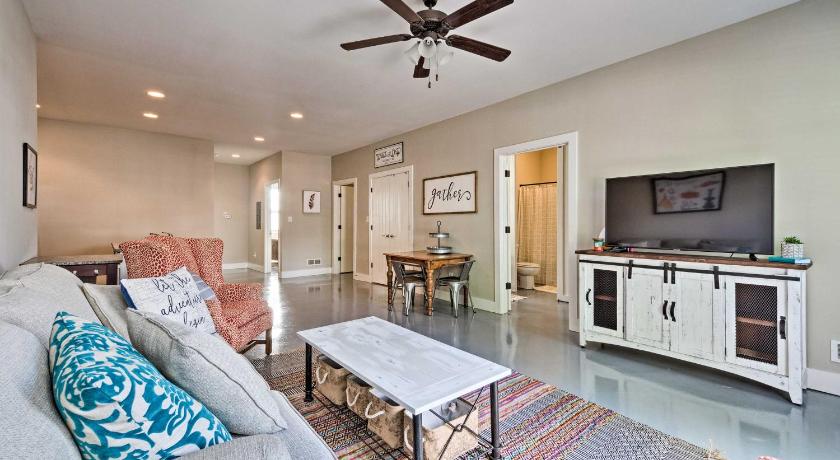 Updated Apt 1 Mi to Western Kentucky University! — Hotel in Bowling Green (KY)